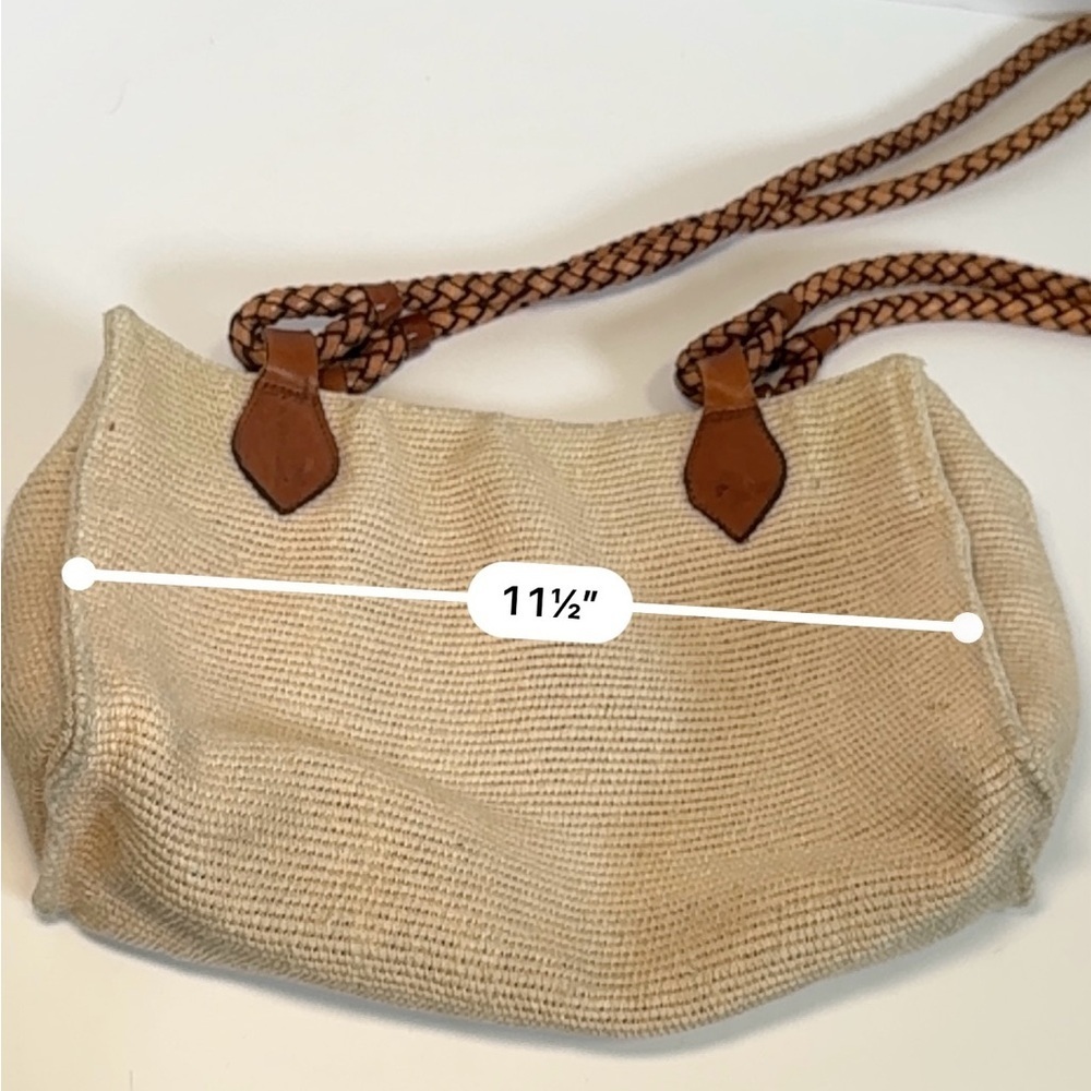 Jenny and the boys woven raffia or straw tote bag - Picture 11 of 11